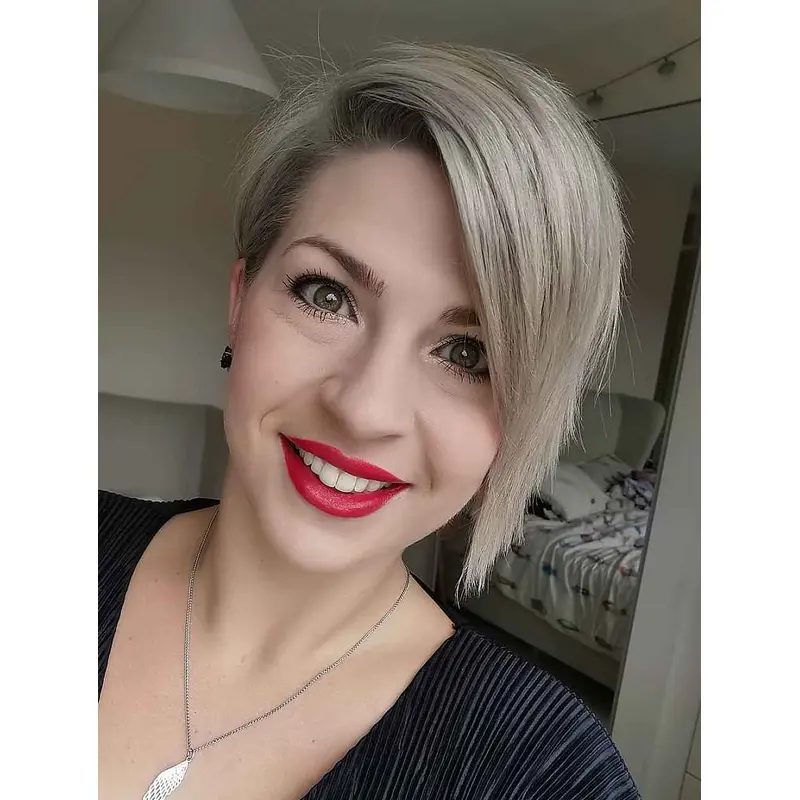 Wigs Short Hair Synthetic Lace Front Short Pixie Wigs Straight Asymmetrical Wigs Short Blonde Wig