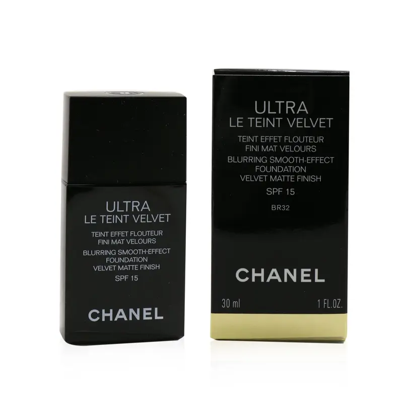 Chanel Ultra Le Teint Velvet Blurring Smooth Effect Foundation SPF 15 - # BR32 (Beige Rose)  30ml/1oz